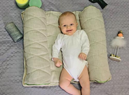 Hemp rug for newborns from flax - plain color